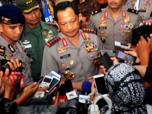 polri-perlu-kaji-tiga-hal-terkait-dugaan-penistaan-agama-oleh-ahok