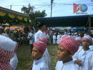 camat-panyabungan-lepas-peserta-pawai-taaruf-mtq