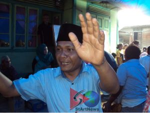 Calon Kepala Desa Terpilih di Desa Gunungtua Jae Mardansyah Rangkuti usai perhitungan. 