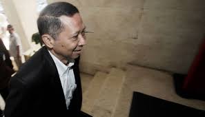 RJ Lino Tantang KPK Periksa Rekening Bank Miliknya