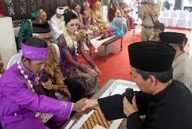 50 Pasangan Nikah Massal di Padangsidimpuan