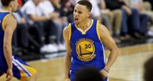 Terpilih Sebagai MVP Lagi, Stephen Curry Bikin Rekor