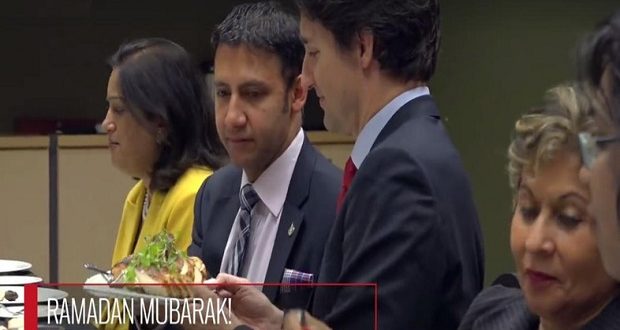 Buka Puasa dengan Komunitas Muslim, PM Kanada Dibanjiri Pujian