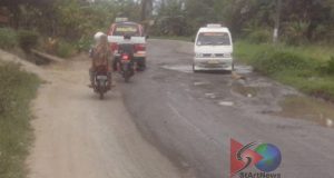 Jalan Nasional di Kampung Baru Madina Rusak Parah