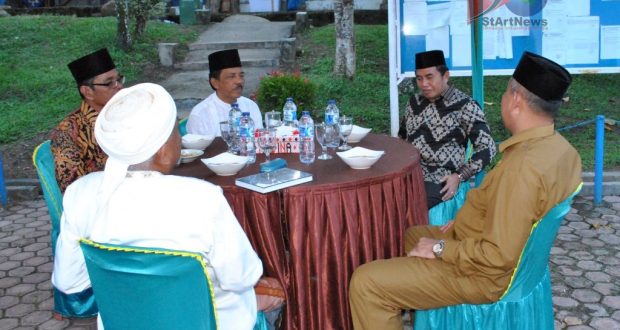 Kakanwil Kemenagsu Buka Puasa Sunnah di Kemenag Mandailing Natal