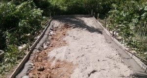 Pembangunan Rabat Beton Desa Patiluban Hilir Asal Jadi
