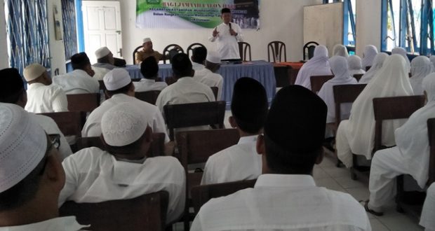 Kakan Kemenag Madina Hadiri Penutupan Manasik Haji di Kotanopan