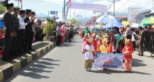 Ribuan Warga Saksikan Karnaval HUT RI ke-73 di Madina