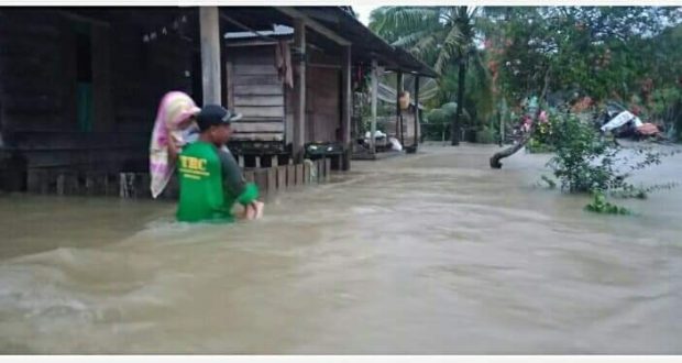 Banjir Kepung Pantai Barat Madina