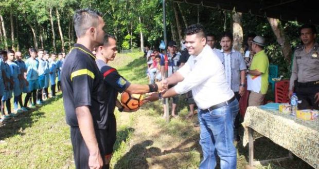 Ketua Askab PSSI Madina Apresiasi Liga Desa di Panyabungan Selatan