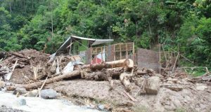 Menjalani Pemulihan Siswa Korban Banjir Muara Saladi Sementara Diliburkan