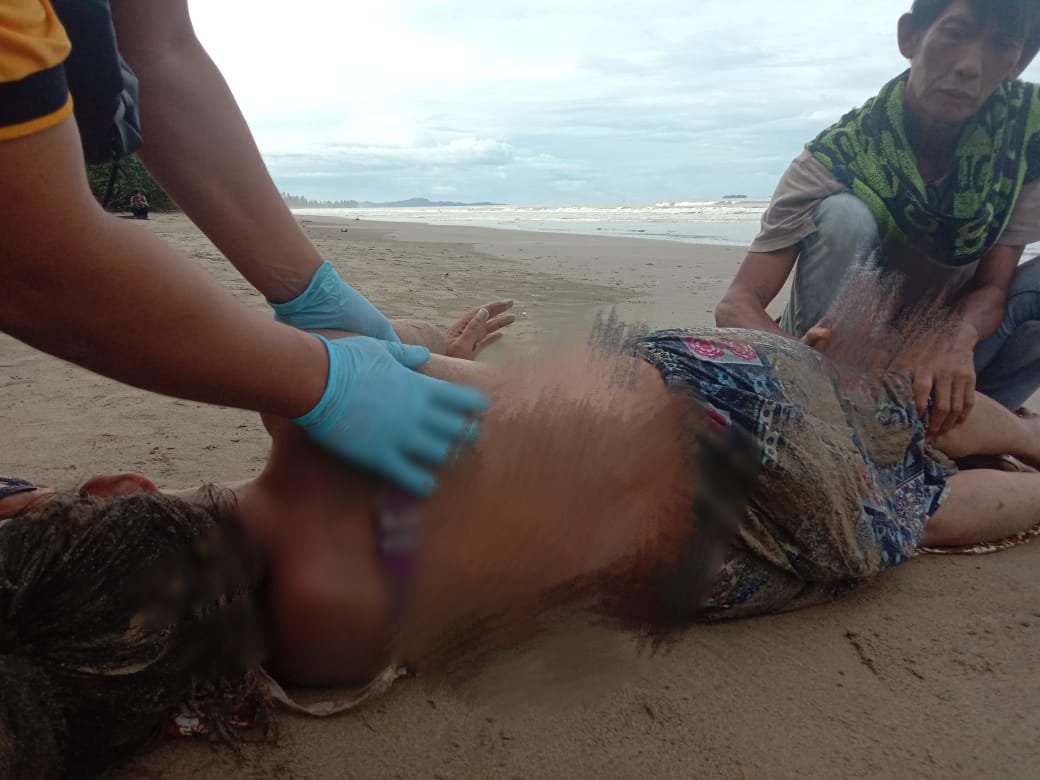 Atika Ditemukan Tewas di Pantai Sanganipah Muara Batang Gadis