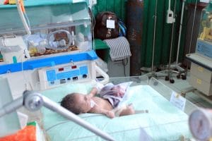 Sempat Dibesuk Bupati Madina, Bayi Penderita Gastroschisis Meninggal Dunia di RS Adam Malik