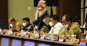 Wabup Madina Hadiri RUPS Bank Sumut di Medan