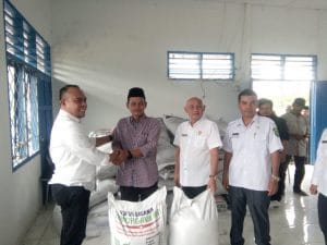 Dinas Pertanian Madina Salurkan Bantuan Bibit untuk Kelompok Tani