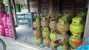 Pedagang Kecil di Kotanopan Tolak Kebijakan Beli Gas LPG Harus Tunjukkan KTP
