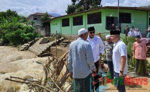 Bupati dan Ketua DPRD Madina Tinjau Lokasi Banjir Luapan Aek Singolot