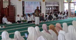 Ustad Ucai Tausiah di Acara Tabliq Akbar HUT ke-25 Kabupaten Madina