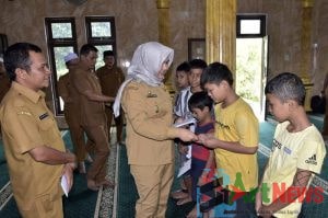 Pemkab Madina Santuni 4.633 Anak Yatim di Tiga Kecamatan