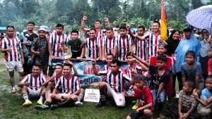 Gelora FC Boyong Trofi Liga PORTA 2024 Kelurahan Tamiang