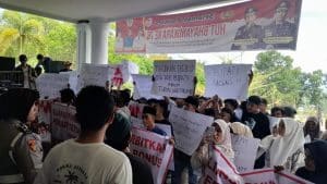 Tuntut Bonus Produksi PT SMGP, Aliansi NNB Demo Kantor Bupati Madina