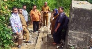 TAPM dan TPP Tinjau Pembangunan Jembatan Usaha Tani di Desa Pasar Hutabargot