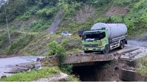 Jalan Provinsi dan Jembatan di Tanobato Sudah Setahun Dibiarkan Rusak