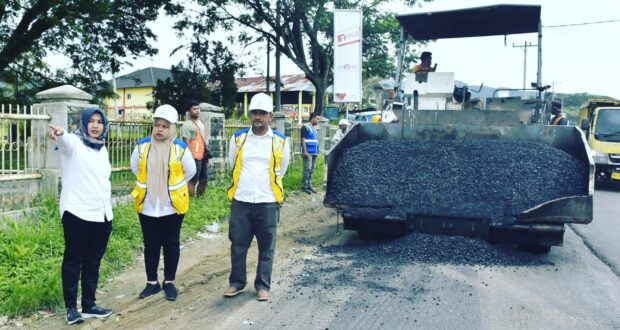 Wabup dan Kadis PUPR Madina Tinjau Peningkatan Kualitas Jalan Jenderal AH Nasution Panyabungan