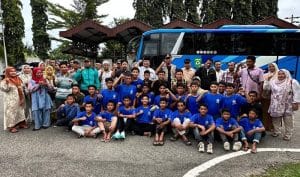 Bupati Madina Lepas Tim Sepak Bola Perebutan Piala Soeratin U-15