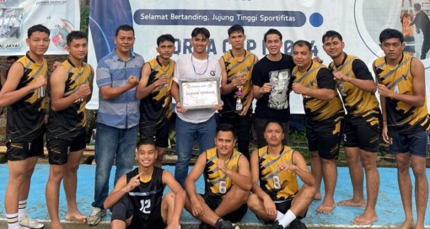 Tim Putra Rasela VC Raih Juara Turnamen Bola Voli Porsa Cup I